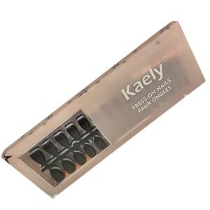 NEW Kaely Press On Nails, Six Sets